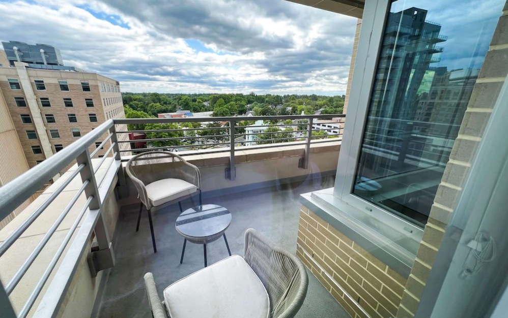 C1 - 3 bedroom floorplan layout with 2 bathrooms and 1439 square feet (Private Bedroom Terrace)