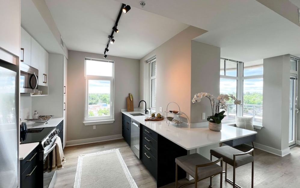 C1 - 3 bedroom floorplan layout with 2 bathrooms and 1439 square feet (Chef-Inspired Gourmet Kitchen)