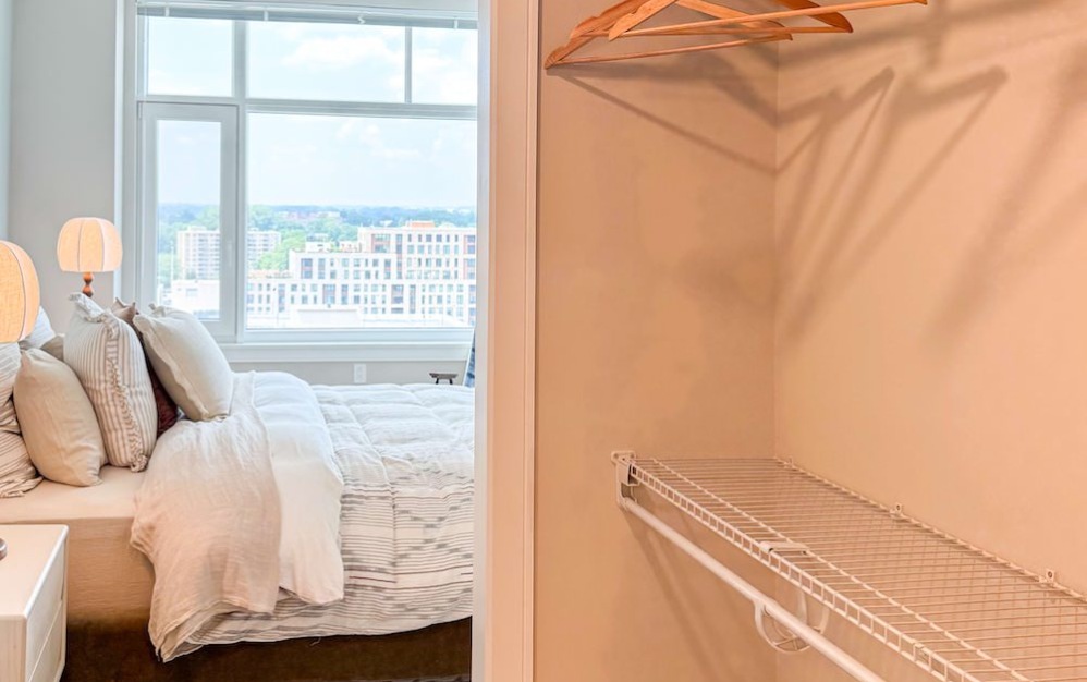 Downtown Bethesda luxury 3 bedroom apartments