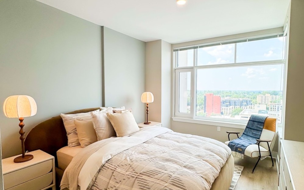 Downtown Bethesda luxury 3 bedroom apartments