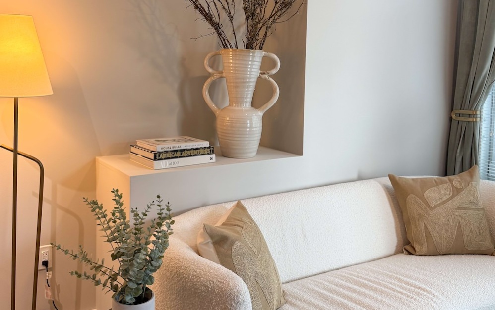Downtown Bethesda luxury apartment with balcony and open-concept living