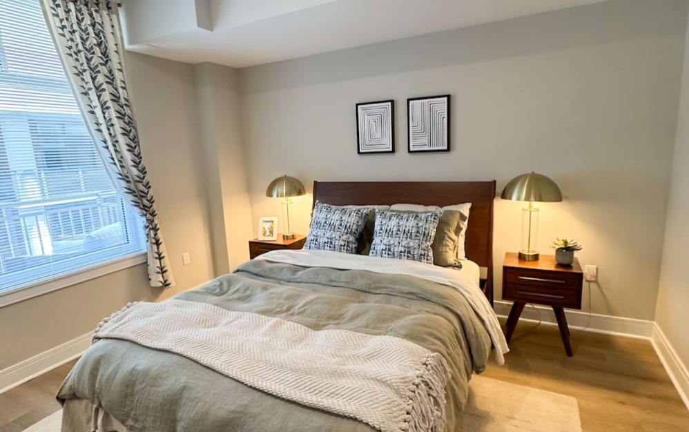 Downtown Bethesda luxury apartment with balcony and open-concept living