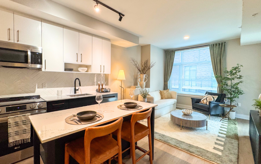 A6 - 1 bedroom floorplan layout with 1 bathroom and 715 square feet (Floor 2)