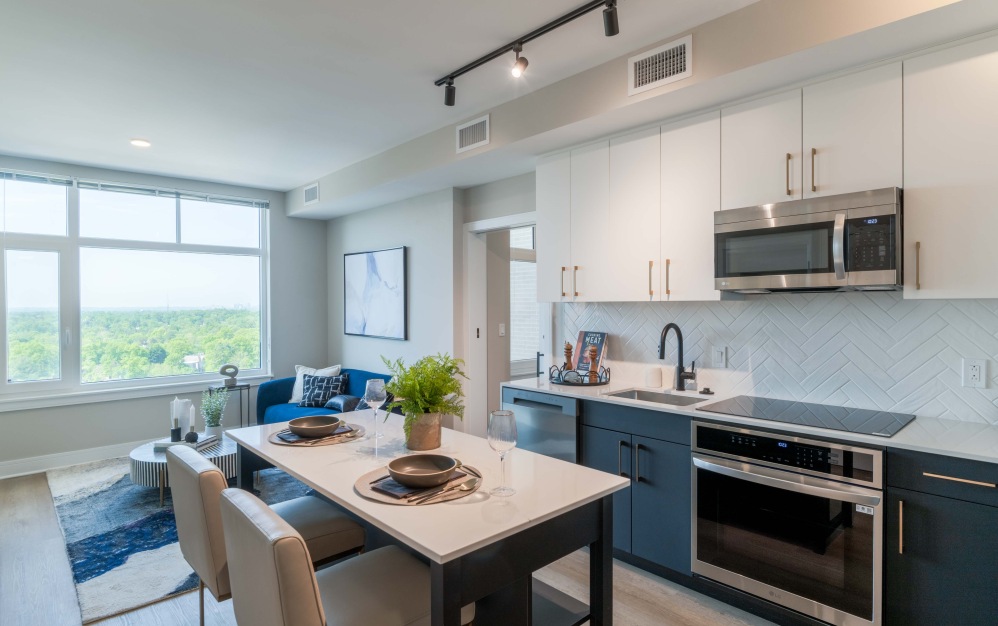 672 Sq. Ft. Luxury Apartment in Downtown Bethesda