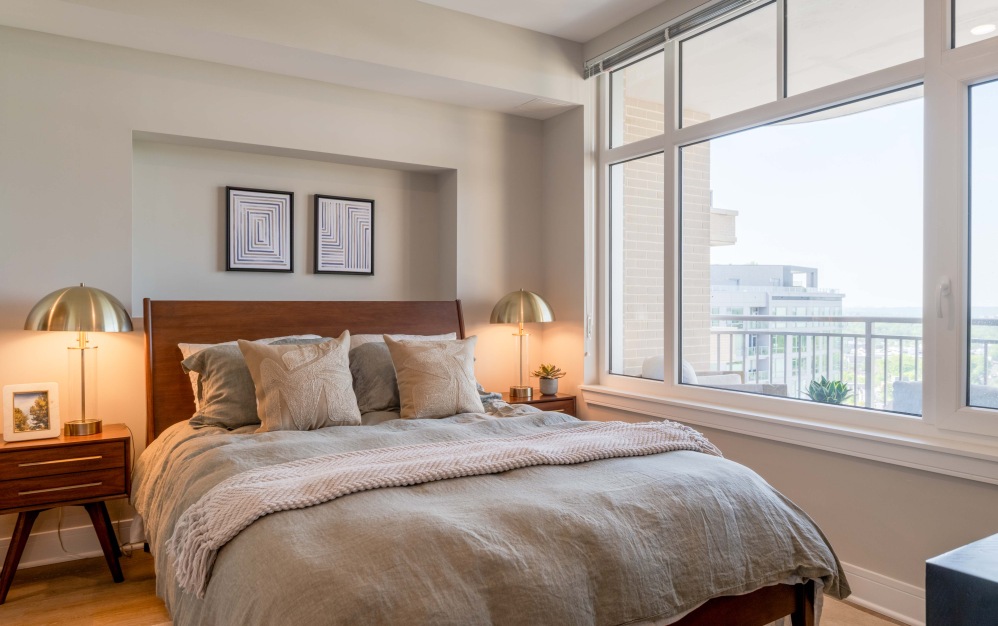 672 Sq. Ft. Luxury Apartment in Downtown Bethesda
